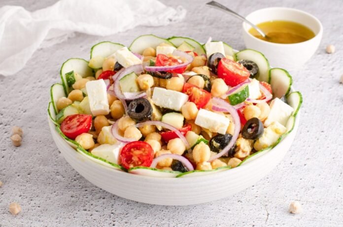 best ensalada de garbanzos near me